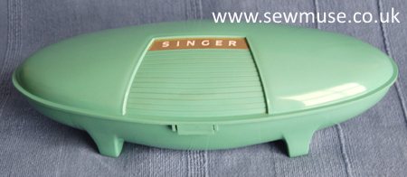 Singer Buttonholer